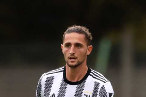 Arsenal ‘pushing’ to sign France ace Adrien Rabiot from Juventus after move to Man Utd fell through