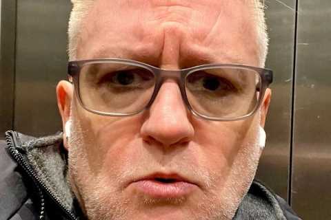 Gogglebox star unrecognisable as he poses with stubble and ‘Christmas hair’