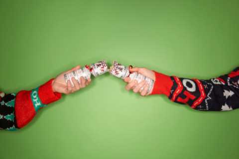 Nannying eco-chiefs tell Brits to ditch Christmas crackers in bid to go green