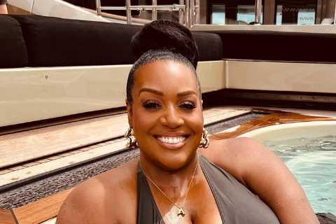 Alison Hammond looks slimmer than ever as she poses in swimsuit on a yacht