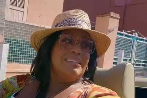 Alison Hammond leaves fans in hysterics as she flirts outrageously with multi-millionaire racing..