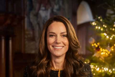 Princess Kate dazzles as she joins Prince William, George and Charlotte for Together at Christmas..