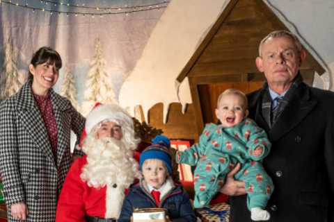 Doc Martin fans horrified as Martin Clunes left fighting for his life in horror car crash in final..