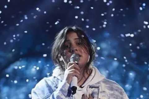What does the winner of The Voice Kids 2022 get?