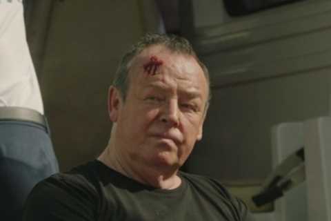 Death in Paradise viewers shocked by Les Dennis’ transformation in Christmas Special