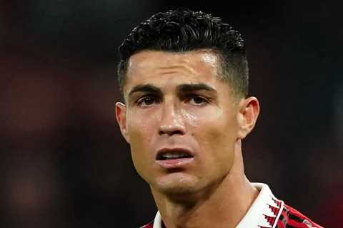 Man Utd fans sing Cristiano Ronaldo chant in Nottingham Forest win but change name to celebrate new ..