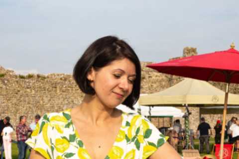 Antiques Roadshow appraisers: Who are they?