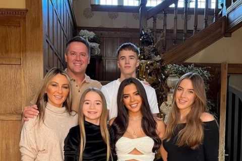 Gemma Owen fans are all saying the same thing about her dad Michael in family snap