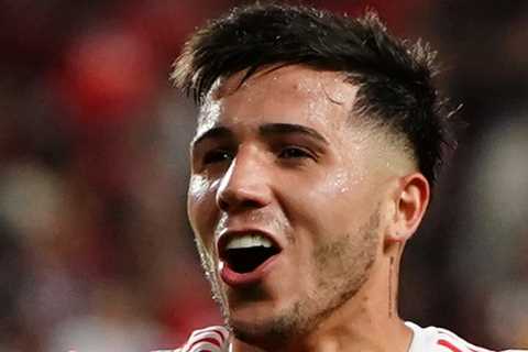 Benfica ‘fight to convince Enzo Fernandez to SNUB Chelsea as chief points out they may not qualify..