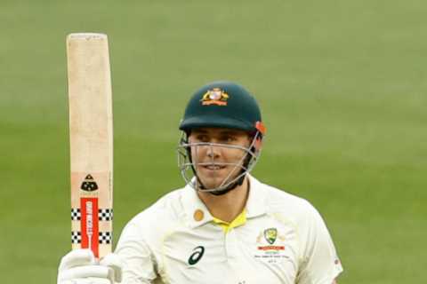 Incredible X-ray reveals Australia ace Cameron Green batted for four hours with broken finger after ..