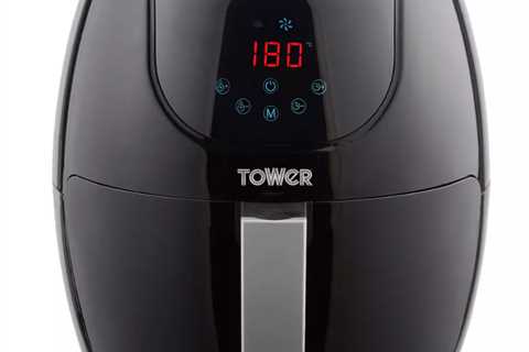 Shoppers rush to buy bargain air fryer with nearly £20 slashed off price tag – where to find it