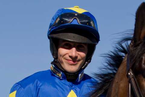 Forgotten Grand National hero who had world at his feet but retired at 25 bounces back with nine..