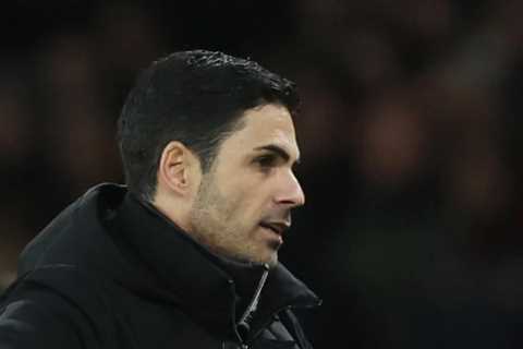 Arsenal boss Mikel Arteta slams ‘SCANDALOUS’ refereeing decisions as side are denied last gasp..