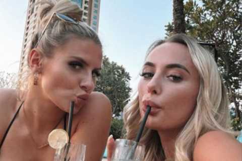 Love Island star defends herself after being filmed throwing plates in a restaurant and branded..