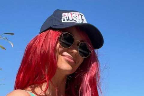 Strictly’s Dianne Buswell reveals her athletic body in green bikini amid split rumour
