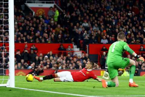 Man Utd 3 Everton 1: Coady own goal, Antony &amp; Rashford spare De Gea’s blushes after blunder to..