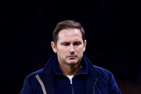 Sean Dyche ready to rescue Everton if they sack Frank Lampard but Toffees also keen on West Ham..