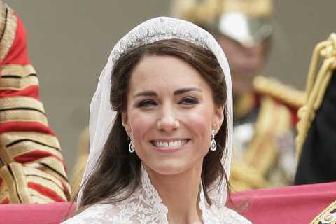 Shocking item Prince Harry gave Kate Middleton during wedding to Prince William revealed