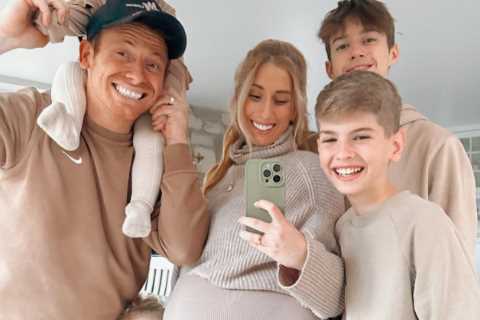 Stacey Solomon mum-shamed after she shares family photo as fans all  have the same complaint