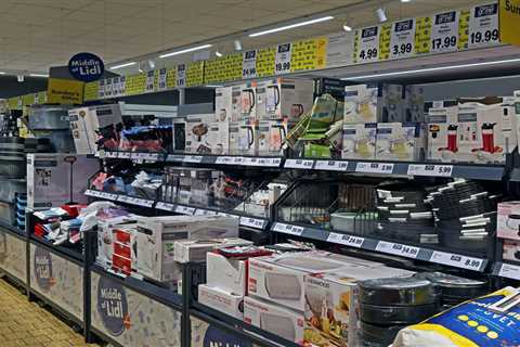 Little-known middle aisle tricks by Aldi &amp; Lidl to get you to spend more – including why the..