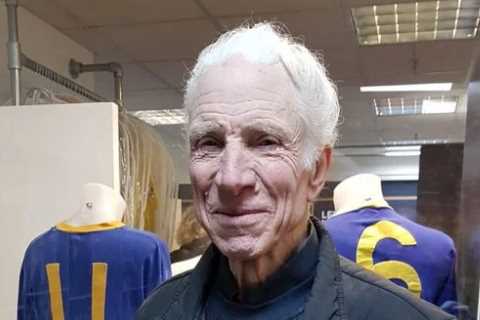 Jack Overfield dead at 90: Former Leeds and Sunderland star passes away as Premier League side pay..