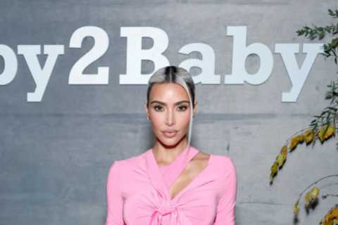 Kardashian fans beg Kim, 42, to ‘age naturally’ like Jenna Dewan &amp; Michelle Williams after..