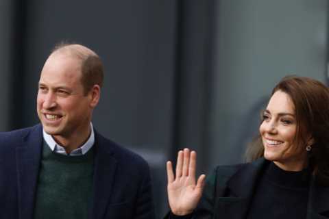 Prince William’s smiles are ‘unconvincing’ during Liverpool visit while Kate is ‘defiant’, body..