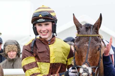 Meet the world’s tallest jockey – giant Jack Andrews towers over horses and is more than a foot..