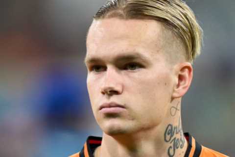 Arsenal make third transfer bid for Mykhailo Mudryk as they offer £62m plus add-ons with Shakhtar..