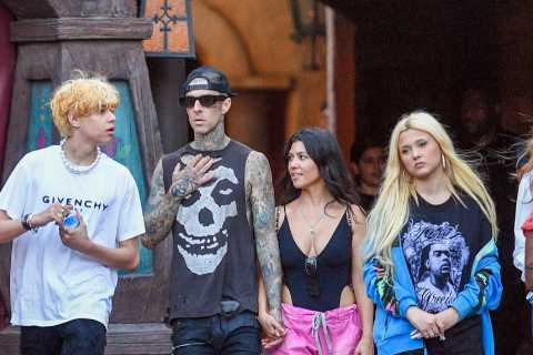 Kourtney Kardashian’s husband Travis Barker slammed for ‘creepy’ comment about daughter Alabama, 17,..