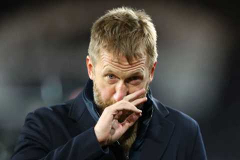 Chelsea fans rally behind Graham Potter outside Craven Cottage after Fulham loss as Joe Cole pleads ..