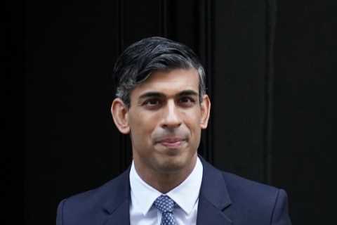 Rishi Sunak nearing deal with rebel Tory MPs over plans to jail social media bosses whose networks..