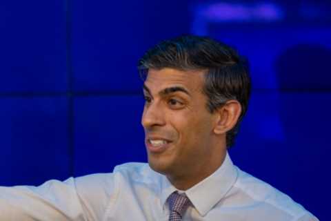 Rishi Sunak embarks on soapbox tour of Britain as Tories languish in polls