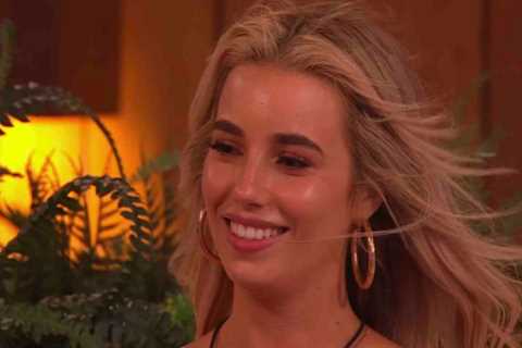 Love Island fans all have the same complaint as they notice major distraction in the villa
