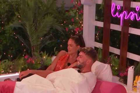 Winter Love Island fans ‘get the ick’ after Islander’s ‘dirty bedroom behaviour’