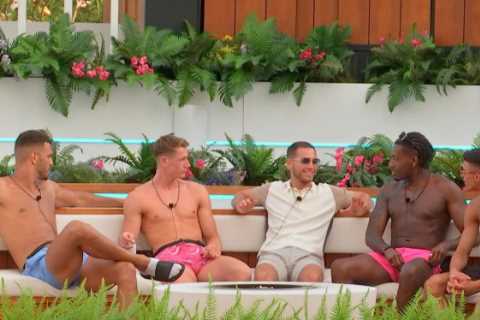 Is Love Island on on Saturdays?