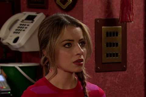 Daisy Midgeley’s stalker revealed in Coronation Street with a massive twist