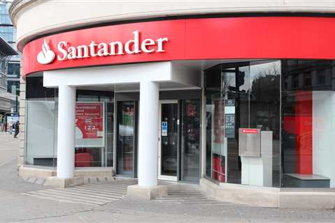 Santander offering £200 to anyone switching to one of its bank accounts