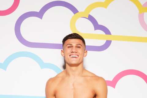 Why has Haris left Love Island 2023?
