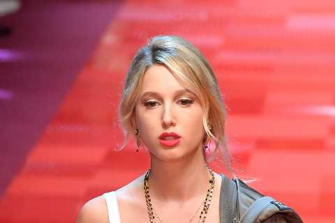 Inside the very un-royal life of supermodel princess who ‘dated Prince Harry’ &amp; parties with..