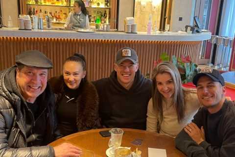 Strictly’s Helen Skelton reunited with pro partner Gorka as they head for lunch with show’s stars