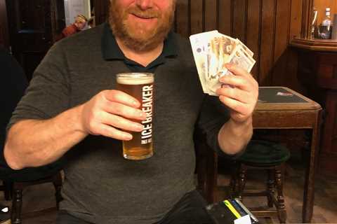 I won more than £650 after mysterious STRANGER placed winning bets on my phone – I want to give..