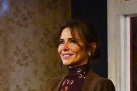 Cheryl fights back tears at West End show press night