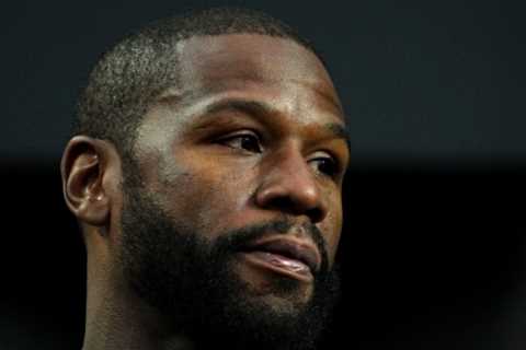 ‘Sorry what?’ – Boxing fans left STUNNED by huge Floyd Mayweather vs Aaron Chalmers PPV price… more ..