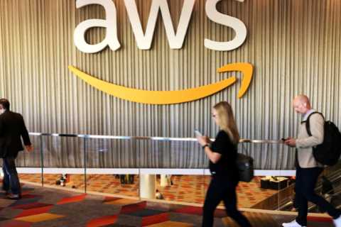 Amazon Reports Almost No Profit and Slowing Growth