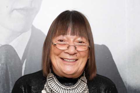 Hilary Alexander dead – TV fashion expert and journalist who invented term ‘supermodel’ dies aged 77