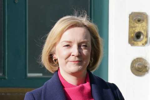 Ex-PM Liz Truss reignites bitter Tory civil war as she defends bid to slash taxes