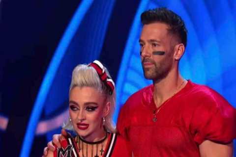 Dancing on Ice judge issues brutal comeback after he’s booed over Mollie Gallagher’s low scores