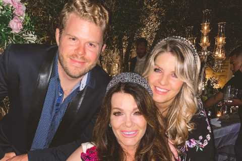 How many kids does Lisa Vanderpump have?