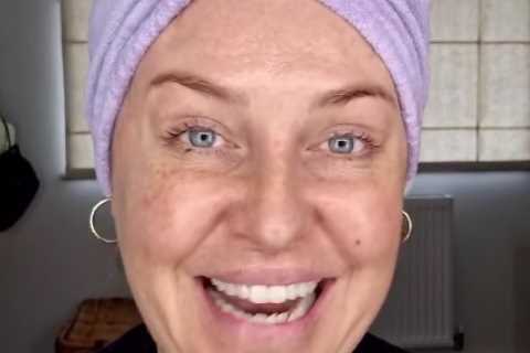 This Morning star almost unrecognisable without makeup as she reveals her beauty regime